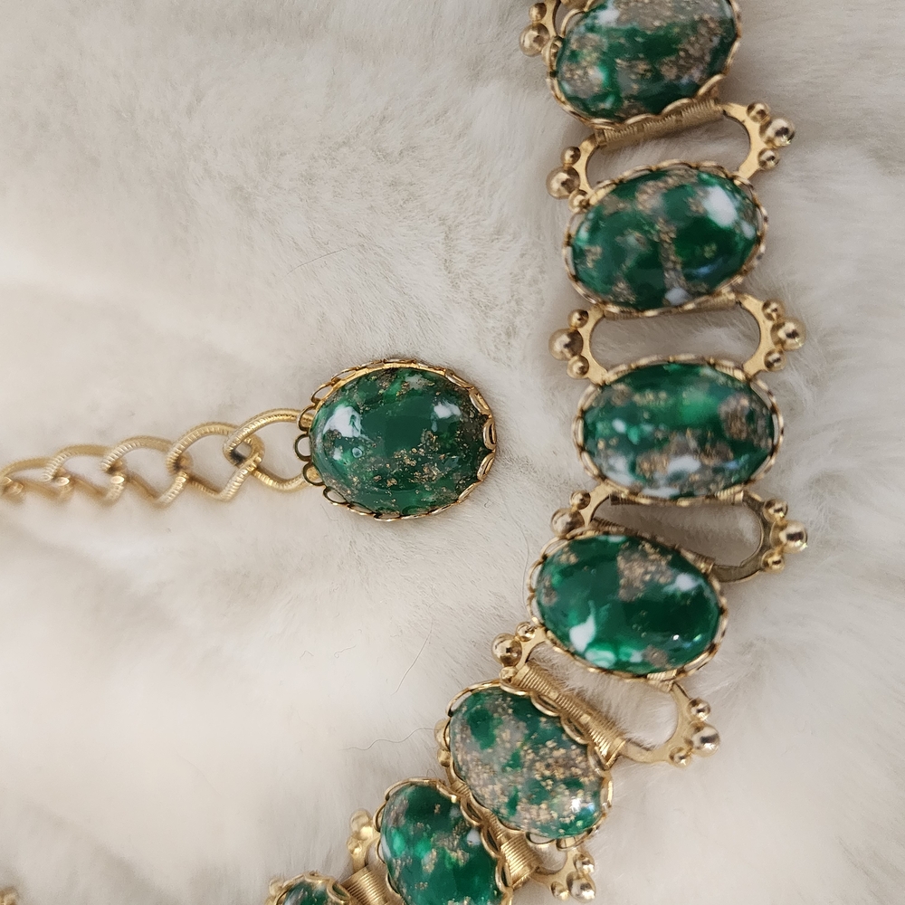 1960's Vintage Goldtone With Gren & Goldflake Cab.Belt - Picture 6 of 6